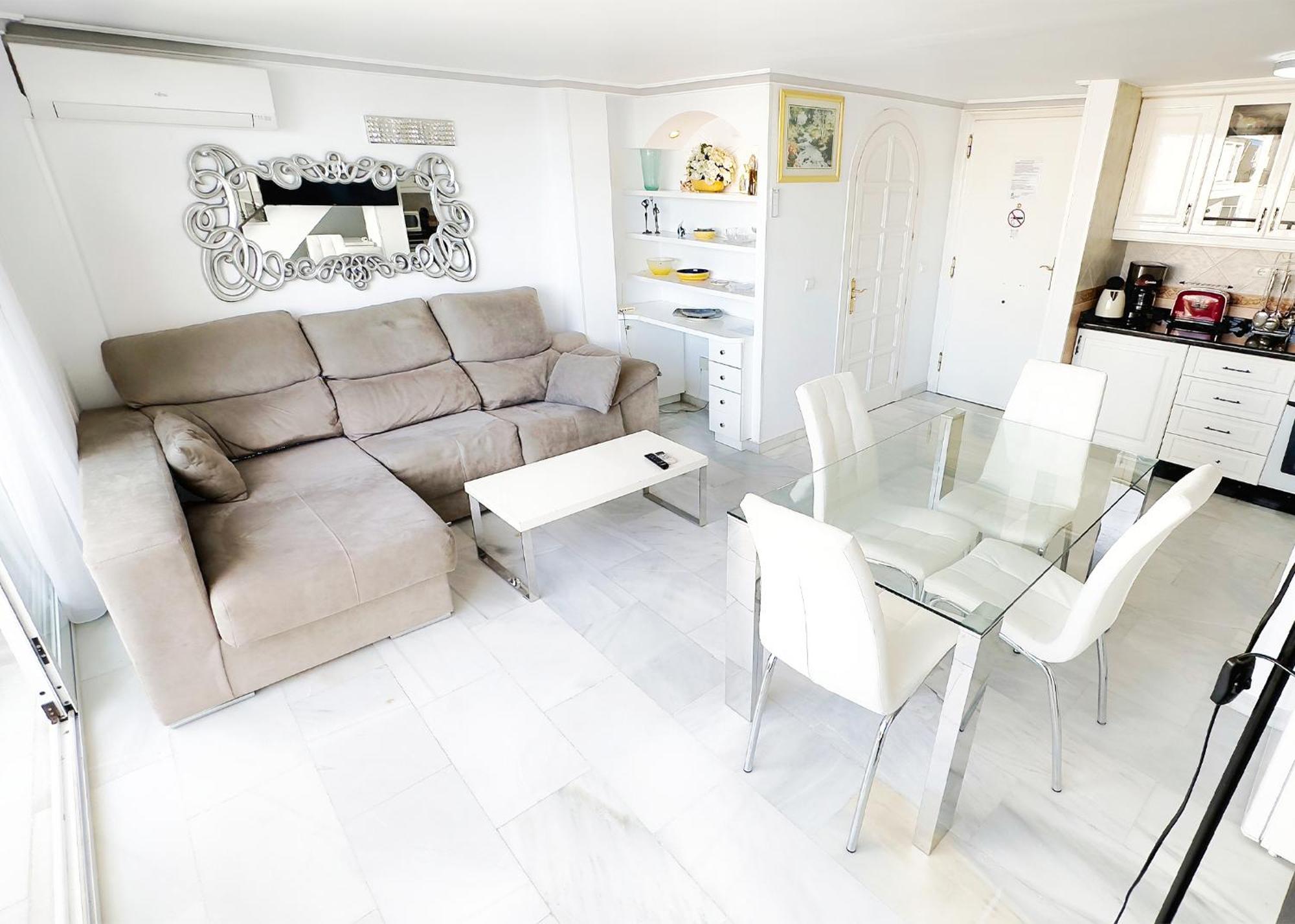 Skol 508 West Facing Duplex Apartment With Amazing Sea Views 마르베야 외부 사진